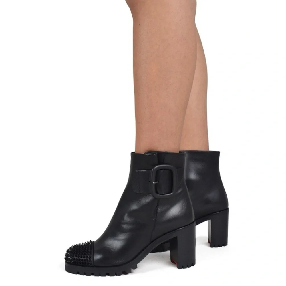 Christian Louboutin Olivia Snow 70mm Calf Leather Black Ankle Boots 35 1/2 Spike